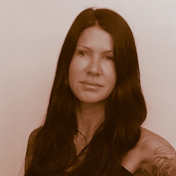 Meet your Posher, Tish - Picture 1 of 1